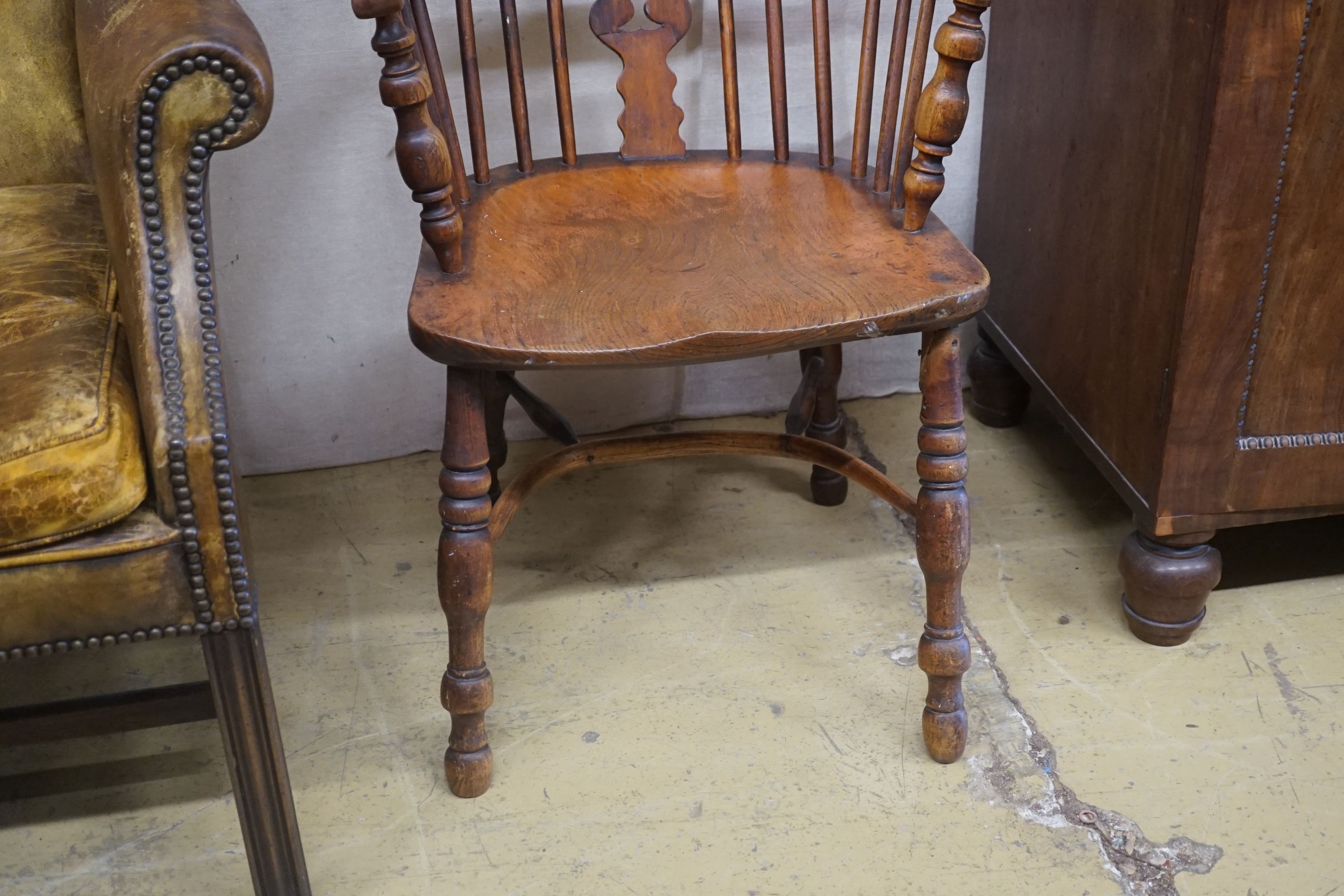 A 19th century ash, elm and beech Windsor armchair